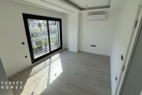 2+1 Leilighet  i Marmaris, Mugla, Tyrkia Nr. 232649 - 9