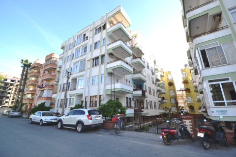 1+1 Leilighet  i Mahmutlar, Antalya, Tyrkia Nr. 231352