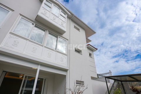 Продажа виллы  в Измире, Турция 4+1, 230м2, №213603 – фото 8