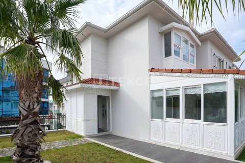 Продажа виллы  в Измире, Турция 4+1, 230м2, №213603 – фото 6