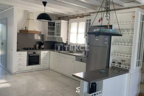 4+1 Villa  i Cesme, Izmir, Tyrkiet Nr. 224638 - 30