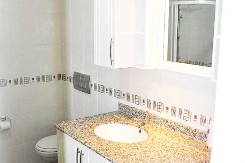 2+1 Lejlighed i Mahmutlar, Antalya, Tyrkiet Nr. 226230 - 13