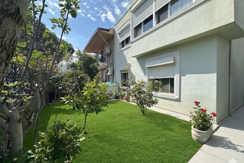 Villa for sale  in Izmir, Turkey, 4 bedrooms, 210m2, No. 226234 – photo 25