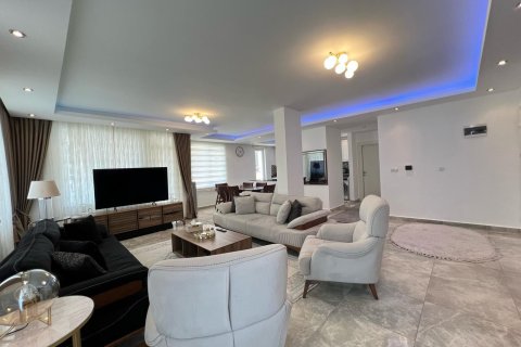 Продажа квартиры  в Оба, Анталье, Турция 4+1, 200м2, №226421 – фото 3