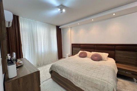 Продажа квартиры  в Оба, Анталье, Турция 4+1, 200м2, №226421 – фото 4
