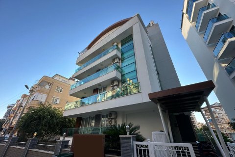 3+1 Apartment in Alanya, Antalya, Turkey No. 229908