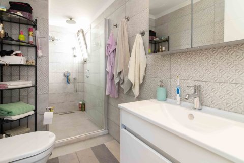 Продажа квартиры  в Гирне, Северный Кипр 3+1, 110м2, №211823 – фото 9