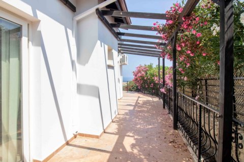 Продажа виллы  в Гирне, Северный Кипр 4+1, 130м2, №211820 – фото 15