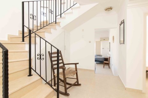 Продажа виллы  в Гирне, Северный Кипр 4+1, 130м2, №211820 – фото 12