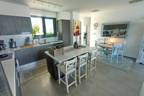 Продажа квартиры в Гирне, Северный Кипр 3+1, 133м2, №211825 – фото 6