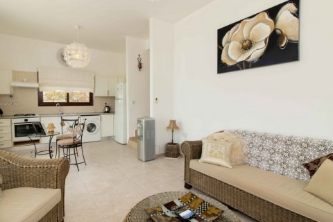 Продажа виллы  в Гирне, Северный Кипр 2+1, 80м2, №211822 – фото 10