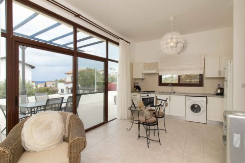 Продажа виллы  в Гирне, Северный Кипр 2+1, 80м2, №211822 – фото 9