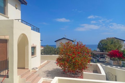 Продажа виллы  в Гирне, Северный Кипр 2+1, 80м2, №211822 – фото 7