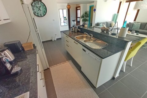 Продажа виллы  в Гирне, Северный Кипр 3+1, 110м2, №211819 – фото 10