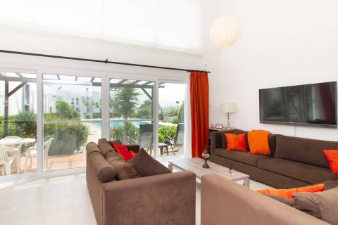 ویلا در  Girne ، ترکیه 3 خوابه ، 110 متر مربع.  شماره 211821 - 5