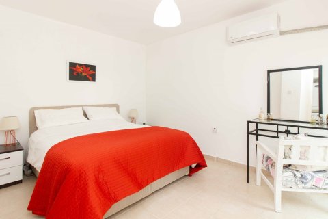 ویلا در  Girne ، ترکیه 3 خوابه ، 110 متر مربع.  شماره 211821 - 8