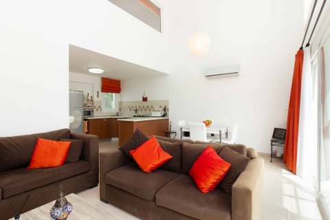 ویلا در  Girne ، ترکیه 3 خوابه ، 110 متر مربع.  شماره 211821 - 3