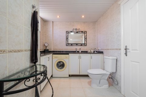 Apartment for sale  in Oba, Antalya, Turkey, 3 bedrooms, 240m2, No. 217726 – photo 3