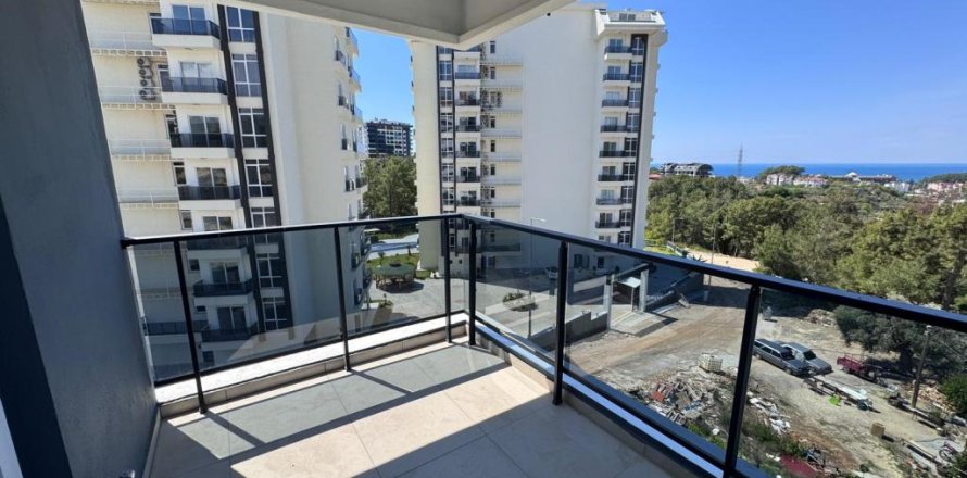 Apartment  in Avsallar, Antalya, Turkey No. 228024