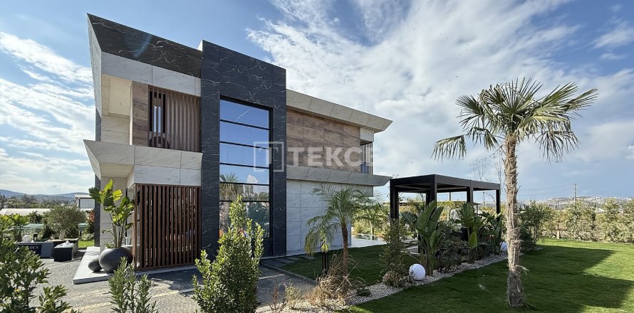 Villa  4+1  Milas, Muğla, Türkiye №221824
