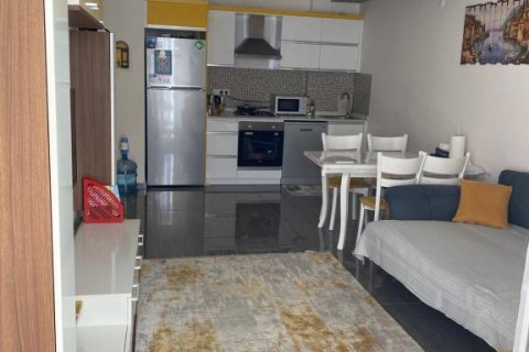 آپارتمان در  Mahmutlar ، ترکیه 60 متر مربع.  شماره 215734 - 4