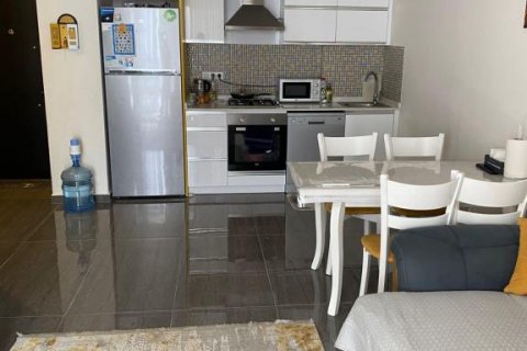 آپارتمان در  Mahmutlar ، ترکیه 60 متر مربع.  شماره 215734 - 3