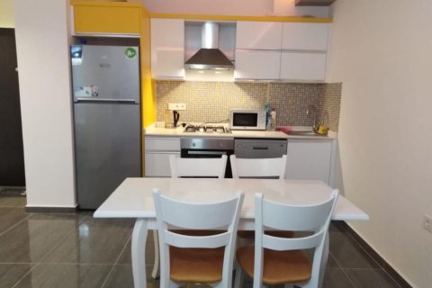 آپارتمان در  Mahmutlar ، ترکیه 60 متر مربع.  شماره 215734 - 5