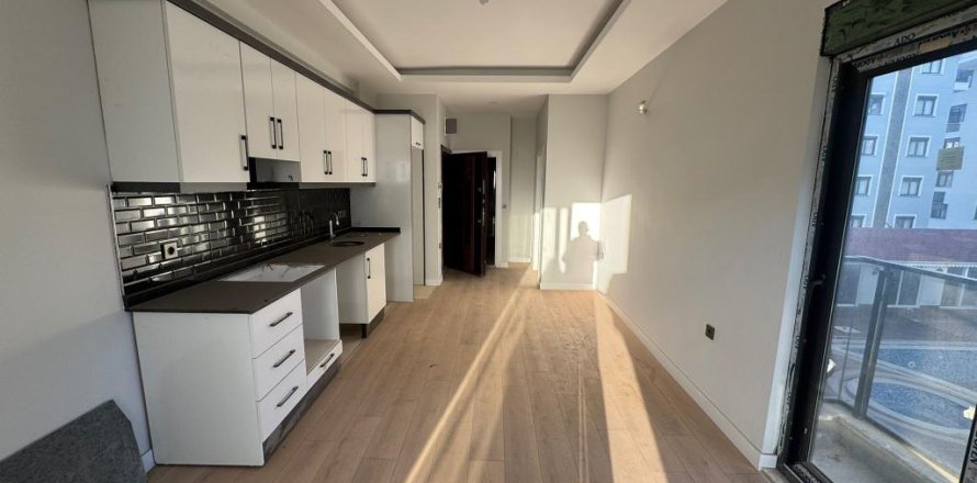 آپارتمان در  Mahmutlar ، ترکیه 55 متر مربع.  شماره 215733