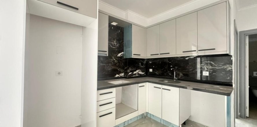 Lägenhet  i Mahmutlar, Antalya, Turkiet Nr. 215736