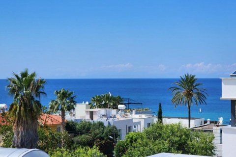 Lägenhet  i Girne,  Nr. 226816 - 21