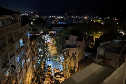 آپارتمان در Fatih،  Istanbul ، ترکیه 3 خوابه ، 135 متر مربع.  شماره 226801 - 21