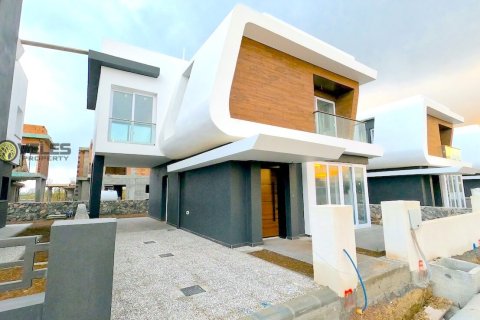 Продажа виллы в Каршияке, Гирне, Северный Кипр 3+1, 330м2, №213897 – фото 7