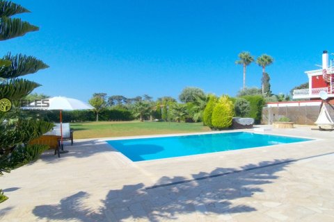 Продажа виллы  в Гирне, Северный Кипр 5+1, 420м2, №213894 – фото 5