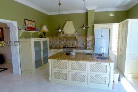 Продажа виллы  в Гирне, Северный Кипр 5+1, 420м2, №213894 – фото 16