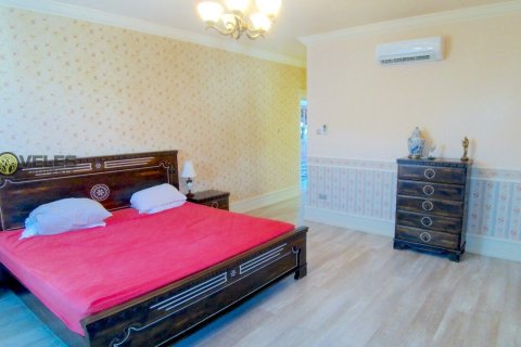 Продажа виллы  в Гирне, Северный Кипр 5+1, 420м2, №213894 – фото 3