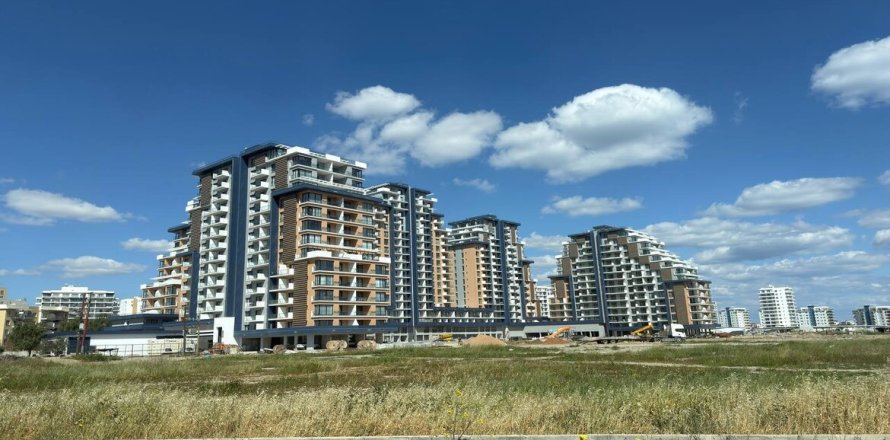 2+1 Lejlighed  i Long Beach, Iskele,  Nr. 213898