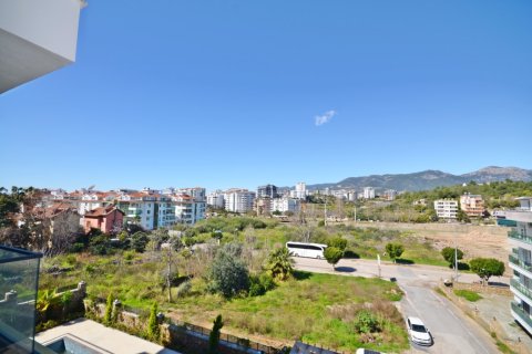 2+1 Apartment  in Alanya, Antalya, Turkey No. 221794