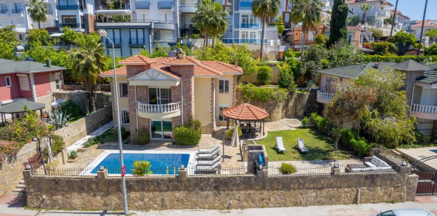 Вилла 5+1 в Конаклы, Анталья, Турция №217811