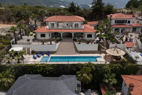5+2 Villa  in Alanya, Antalya, Turkey No. 217812