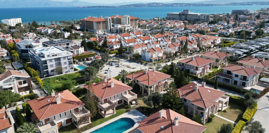 3+1 Villa i Cesme, Izmir, Turkiet Nr. 224793