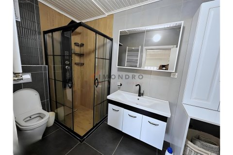 Apartment for sale  in Fatih, Istanbul, Turkey, 3 bedrooms, 135m2, No. 222343 – photo 23