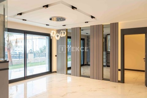 4+1 Villa  i Kusadasi, Aydin, Tyrkia Nr. 217089 - 15