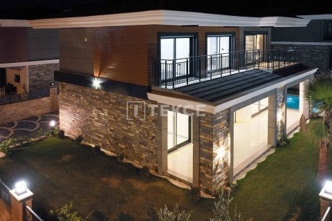 4+1 Villa  i Kusadasi, Aydin, Tyrkia Nr. 217089 - 3