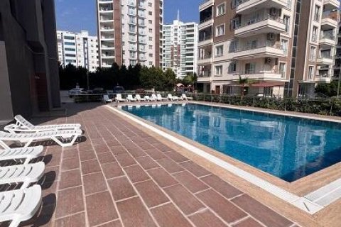 Daire  2+1  Mersin, Türkiye №230370