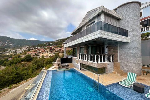 ویلا در  Alanya ، ترکیه 3 خوابه ، 300 متر مربع.  شماره 217397