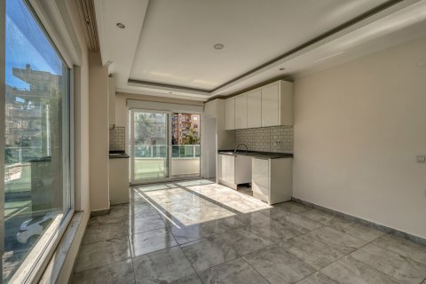 2+1 Leilighet  i Mahmutlar, Antalya, Tyrkia Nr. 217401 - 3