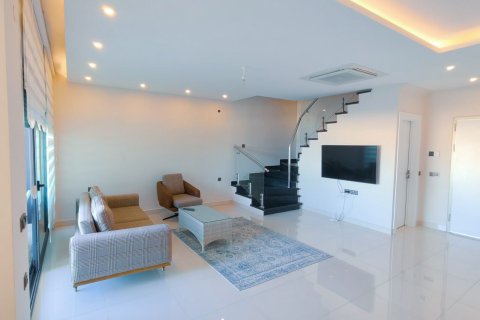 2+1 Leilighet  i Alanya, Antalya, Tyrkia Nr. 217395 - 2