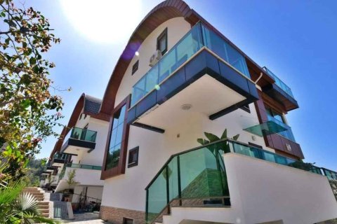 Продажа виллы в Бекташе, Аланье, Анталье, Турция 3+2, 300.0м2, №213834 – фото 12