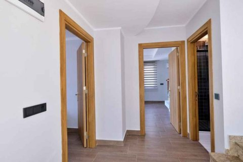 Продажа виллы в Бекташе, Аланье, Анталье, Турция 3+2, 300.0м2, №213834 – фото 42