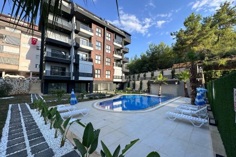 1+1 Apartment in Oba, Antalya, Turkey No. 229471